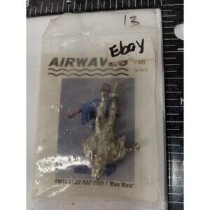 Airwaves AW13 WW2 RAF Pilot Mae West 1/48 Scale Silver White Metal Figure Kit